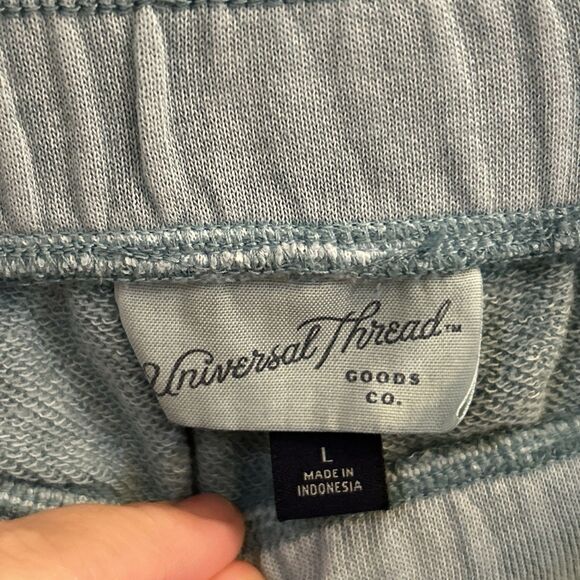 NWT Universal Thread Womens Aqua Blue Sweat Shorts Size Large Drawstring Pockets - Picture 4 of 16